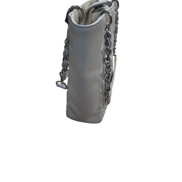 Chanel Caviar Leather Petite Shopping Tote (PST) Ivory Authenticated - Picture 3 of 14